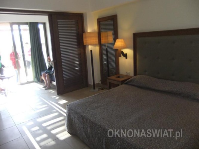 f3bd649489375f241788ec8f1b3655e245ee31eb