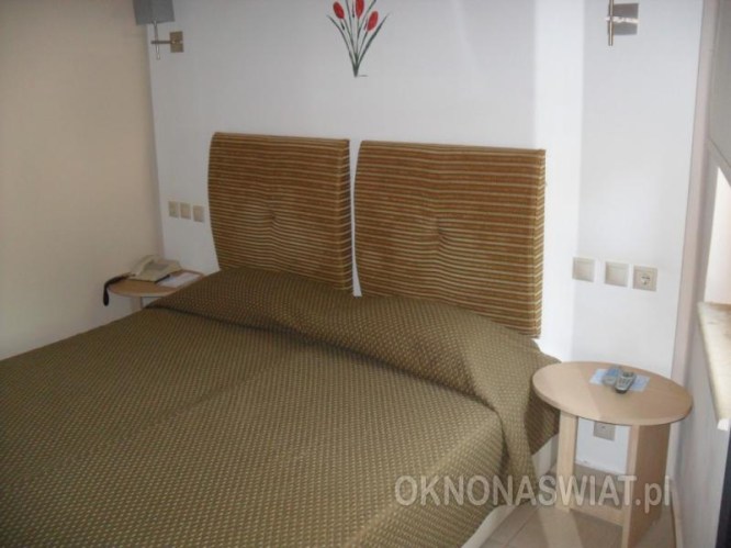 f443d699c0ce5a0b8cd540588f1869bd96a1a19d