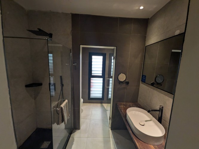 pxl_20251101_142438477