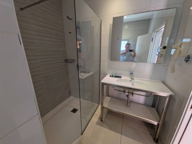 pxl_20251101_152853274