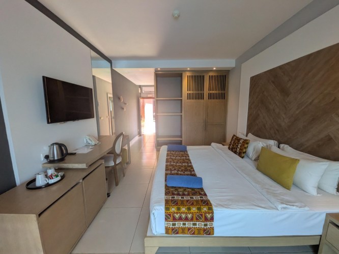 pxl_20251101_152904792