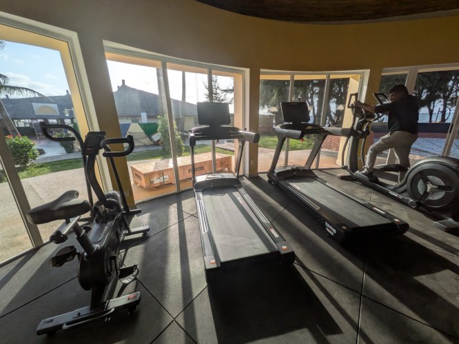 pxl_20251101_170756306