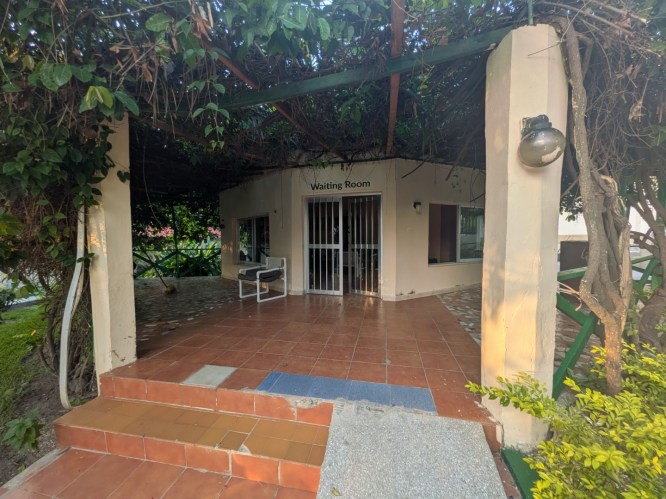 pxl_20251101_180437388