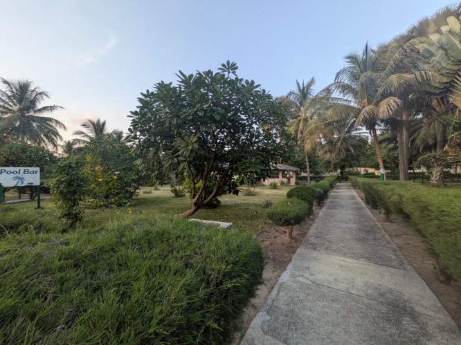 pxl_20251101_180546685