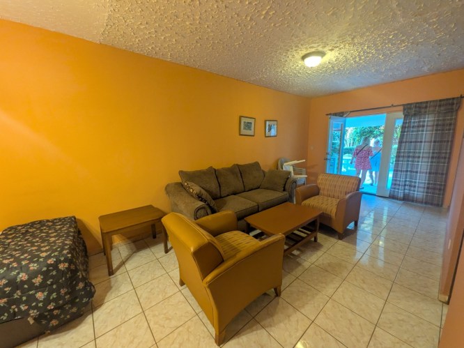 pxl_20251101_180954690