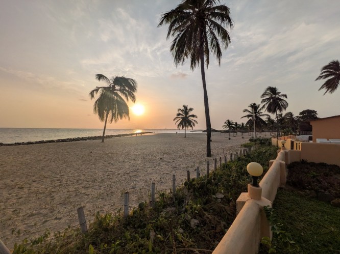 pxl_20251102_073805319