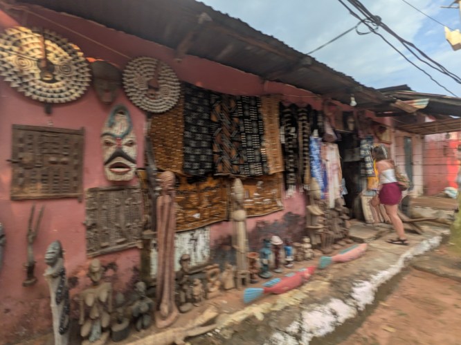 pxl_20251105_173422364.action_pan-01